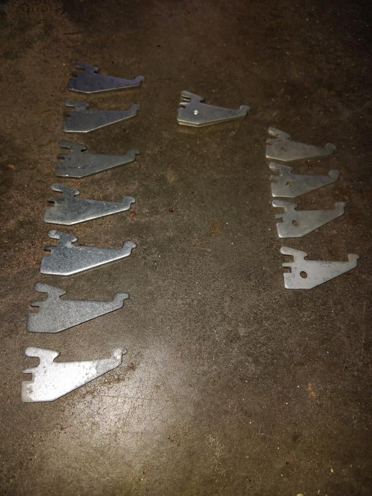 KASTPLANKDRAGERS, Doe-het-zelf en Verbouw, Metalen, Zo goed als nieuw, Ophalen of Verzenden