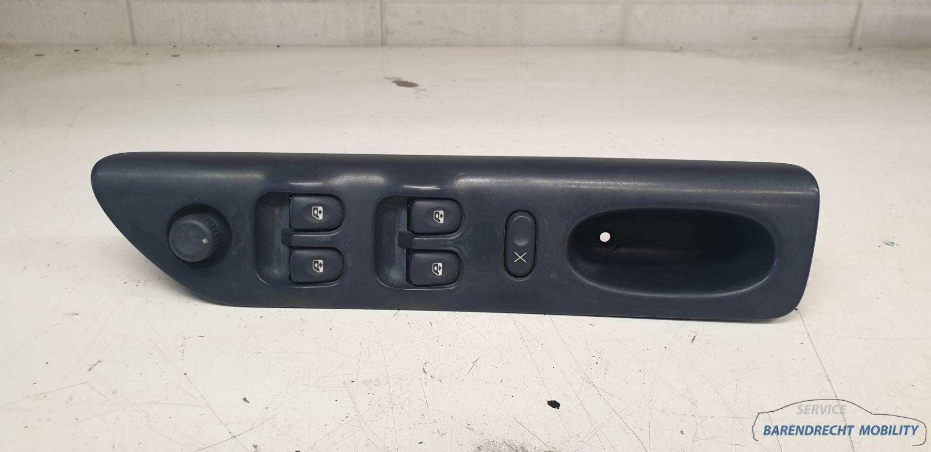 Raamschakelaar spiegelverstelling Espace III 7701707966 orig, Renault Group, Gebruikt, Contact.group@renault.com, Renault