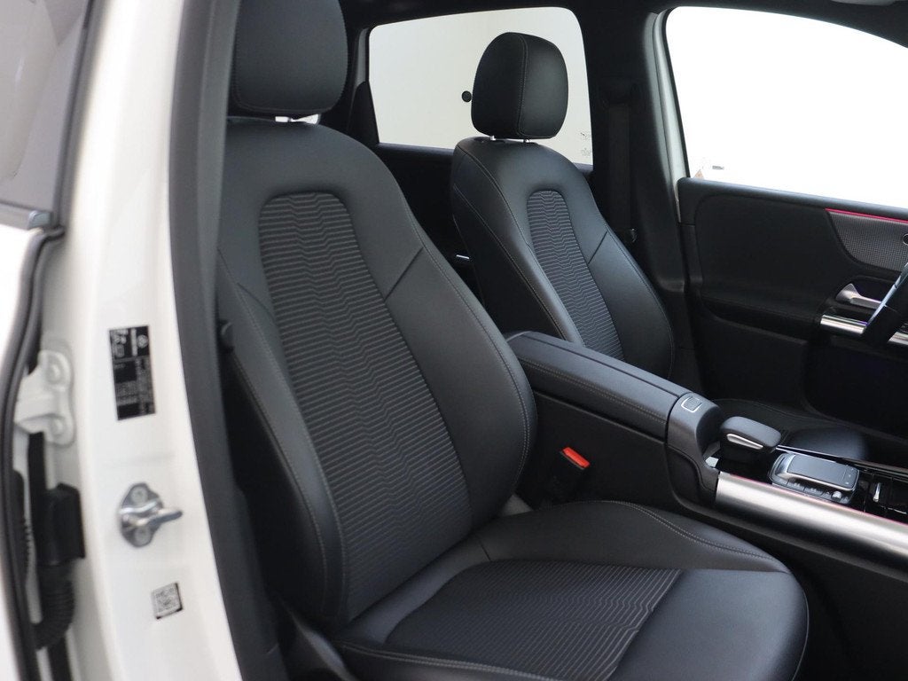 Mercedes-Benz B-klasse 250 e Premium Plus /Panoramadak /Keyl, Auto's, Mercedes-Benz, Euro 6, 4 cilinders, 16 kWh, Leder en Stof