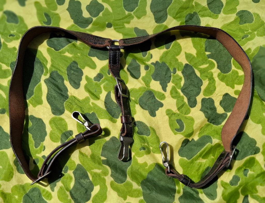 Webbing Harnas - Leer, Verzamelen, Militaria | Tweede Wereldoorlog, Verzenden, Landmacht, Overige gebieden, Overige typen
