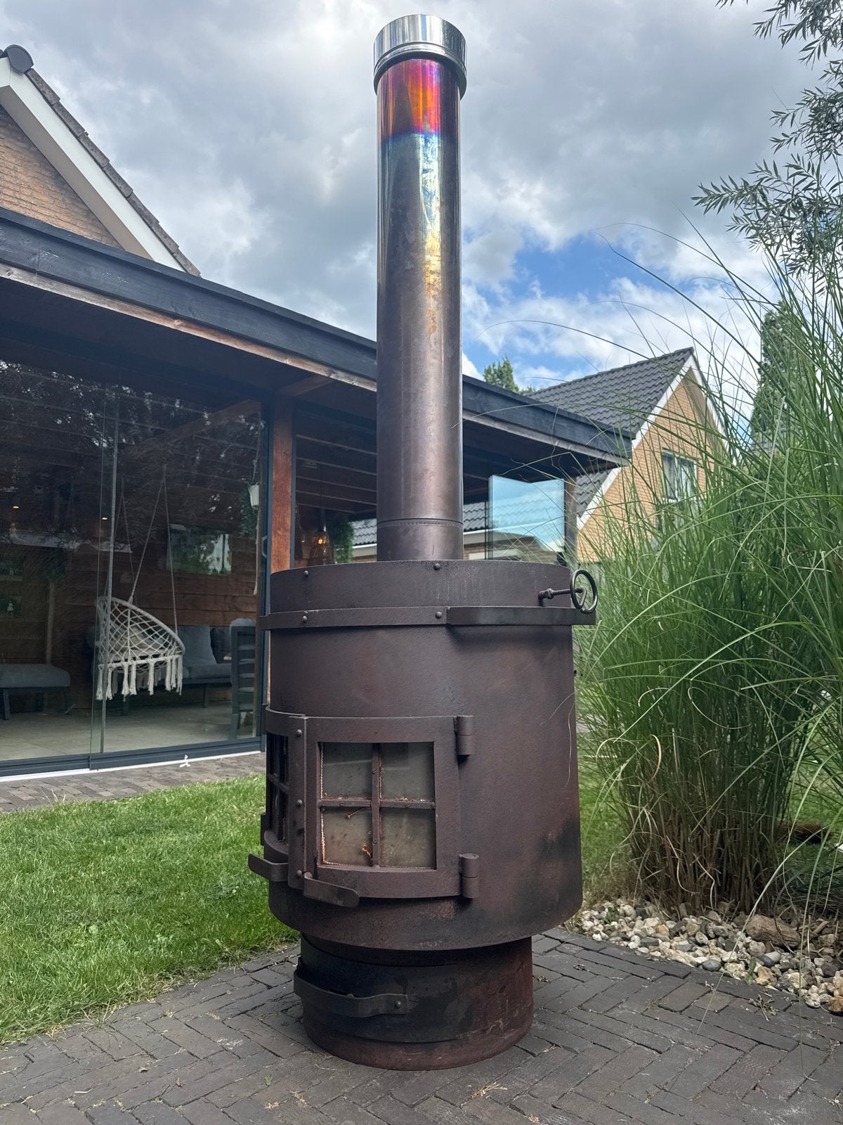 Robuuste Houtkachel - Houdt Grote Ruimtes Warm, Huis en Inrichting, Ophalen, Gebruikt, Houtkachel, Vrijstaand