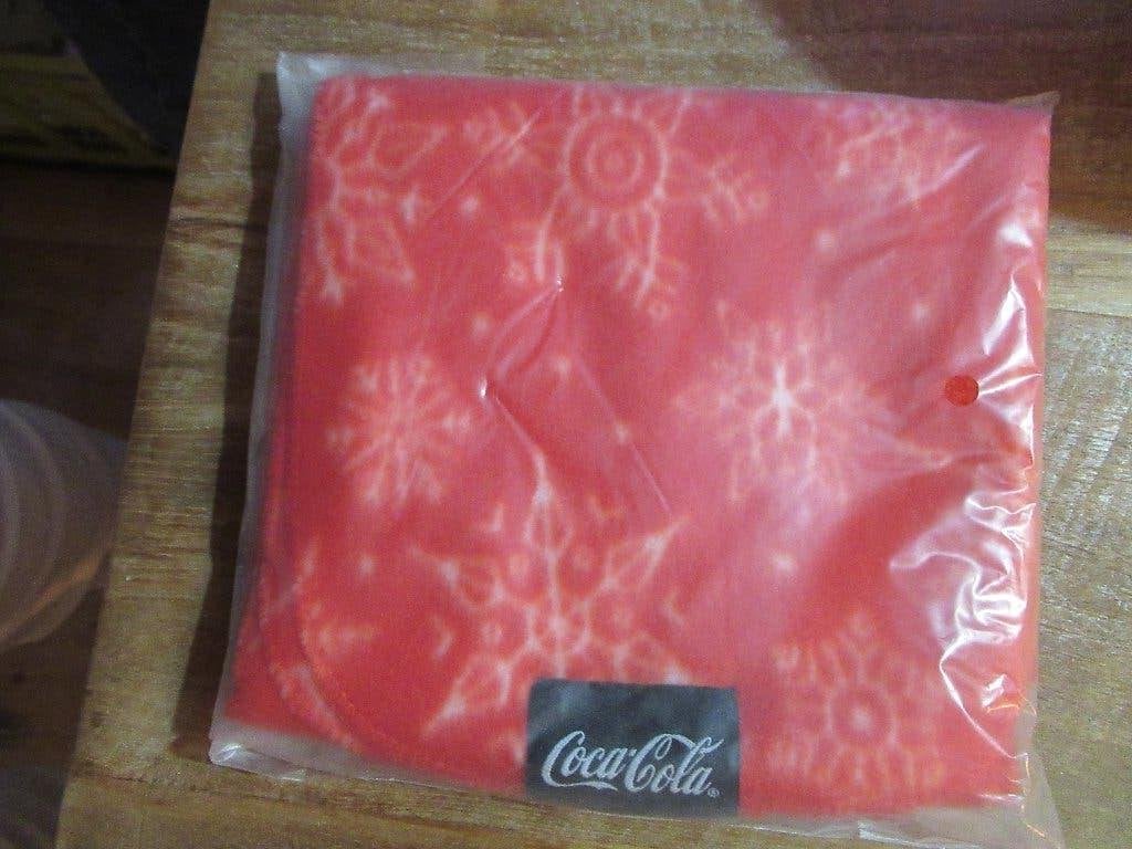 1 Coca Cola Sjaal limited edition McDonald's, Ophalen of Verzenden, Nieuw, Gebruiksvoorwerp
