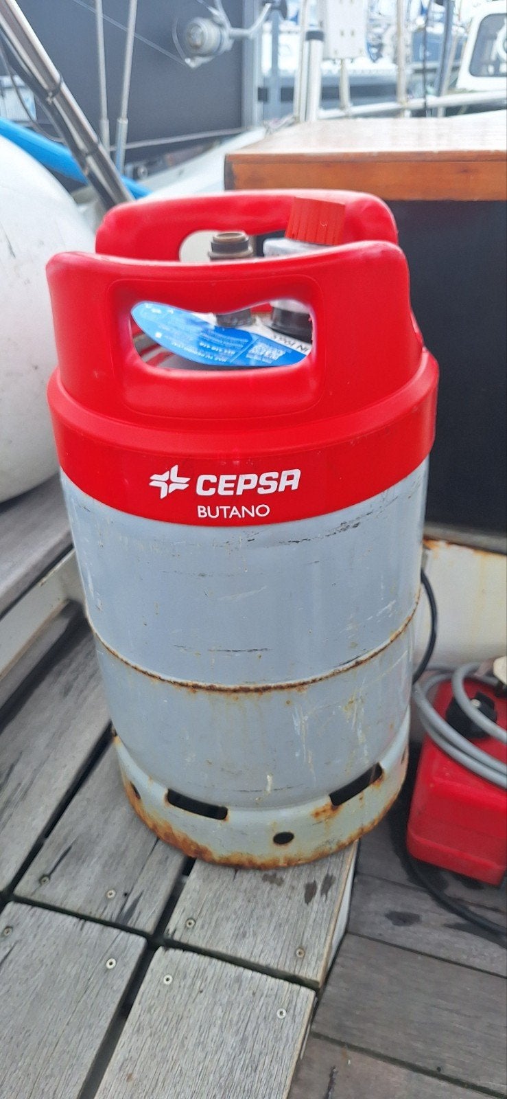 Spaanse Cepsa butaan gasfles met adapter, Ophalen, Gebruikt