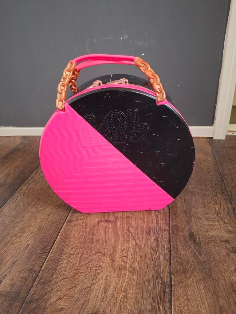 L.O.L. Beauty Salon in Koffer Vorm met Accessoires, Ophalen of Verzenden, Zo goed als nieuw, Meisje