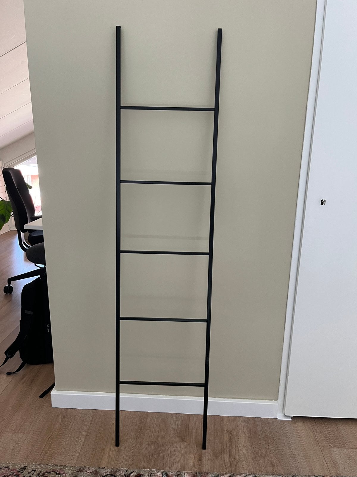 Zwarte ladder / wandrek decoratie, Ophalen, Zo goed als nieuw