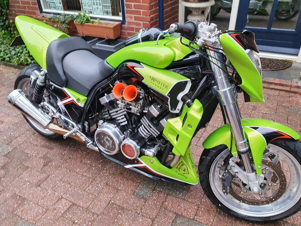 Yamaha V max Monster energy, 4 cilinders, Motorrijbewijs A, Gebruikt, 1400 cc