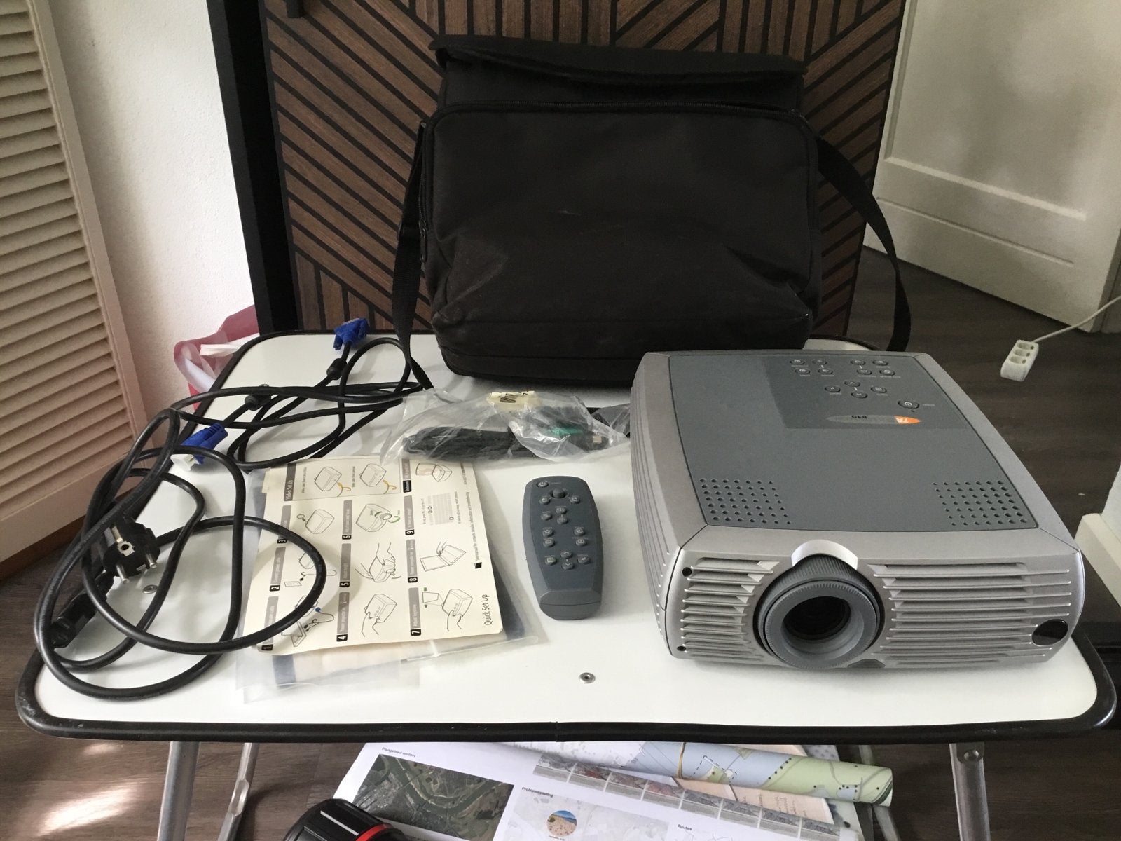 Triumph-Adler TA Dataview 810 Projector met accessoires, Ophalen of Verzenden, Triumph-Adler, Overige resoluties, Gebruikt