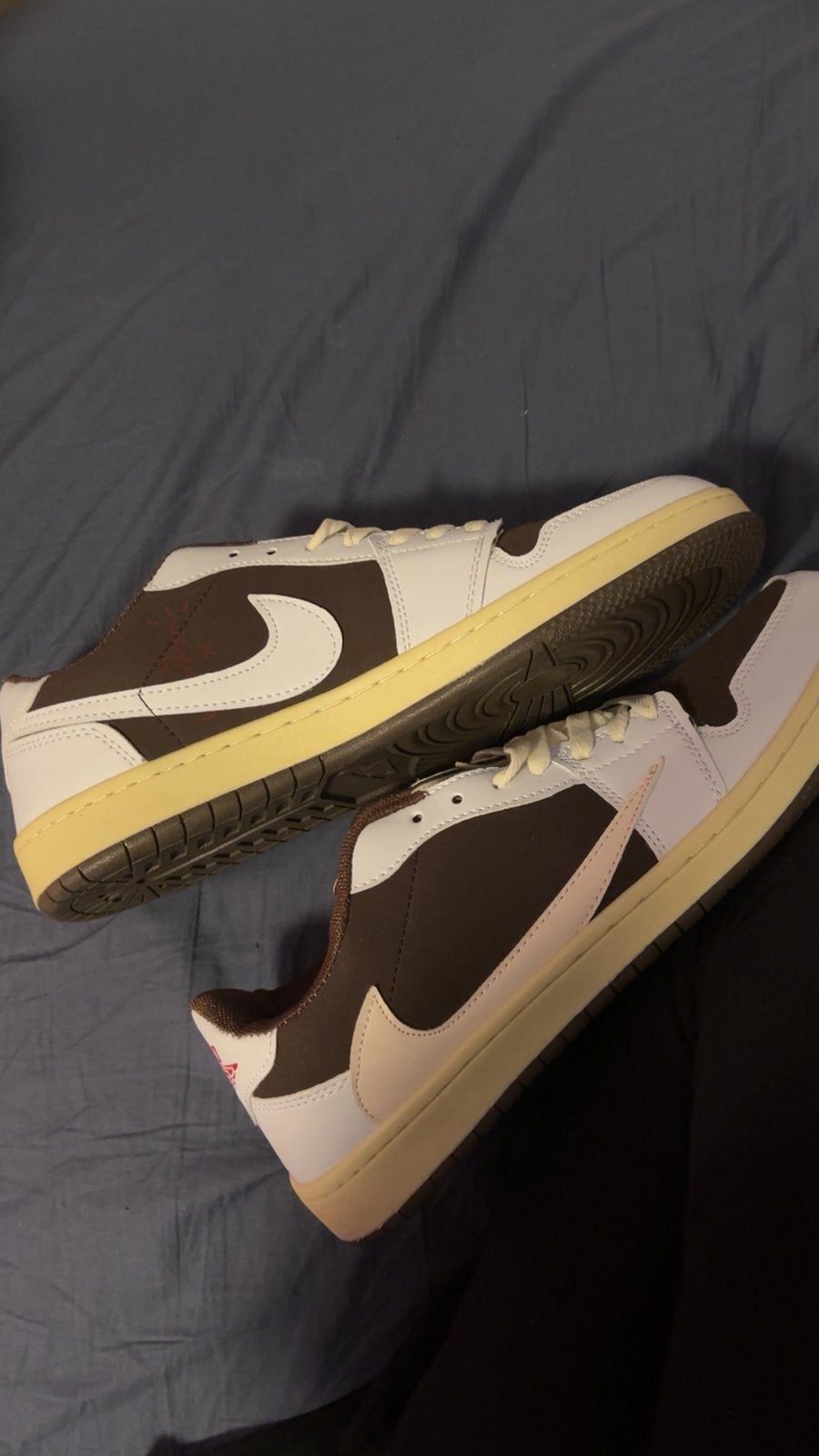 Nike Air Jordan 1 High OG Travis Scott Mocha, Bruin, Nieuw, Ophalen of Verzenden, Sneakers of Gympen