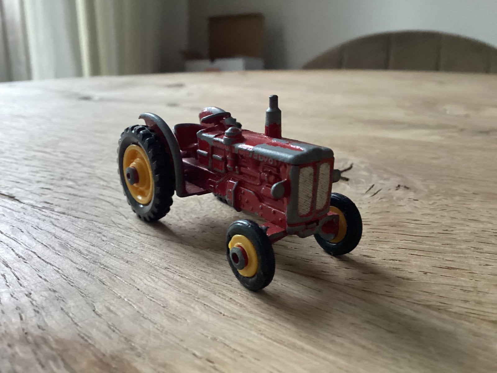 Corgi Juniors No. 34 BM Volvo 400 Tractor – Great Britain, Ophalen of Verzenden, Gebruikt, Tractor of Landbouw