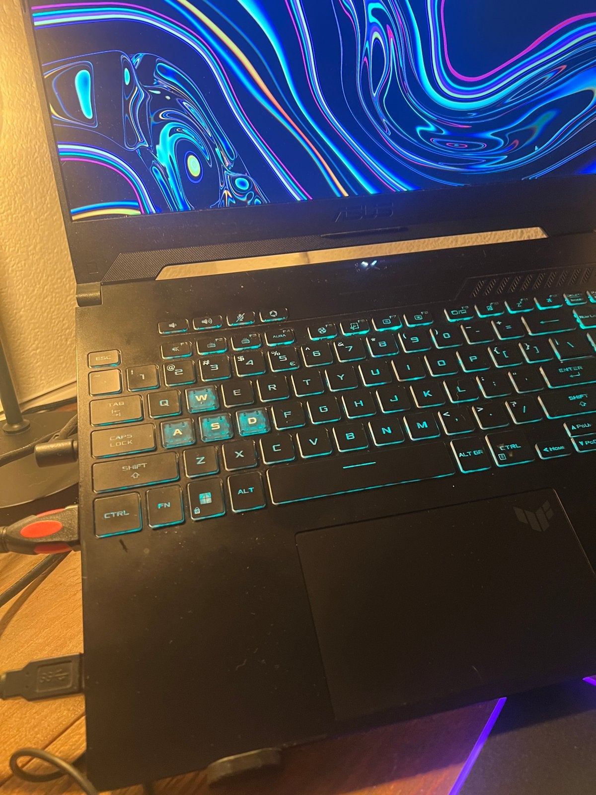 Foto 4 van Asus tuf a15 RTX4070 ryzen 9 7940HS 2tb + 500gb