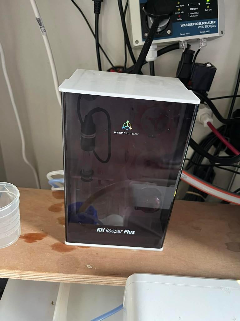 Reef factory KH keeper plus + Reagent, Ophalen of Verzenden, Zo goed als nieuw