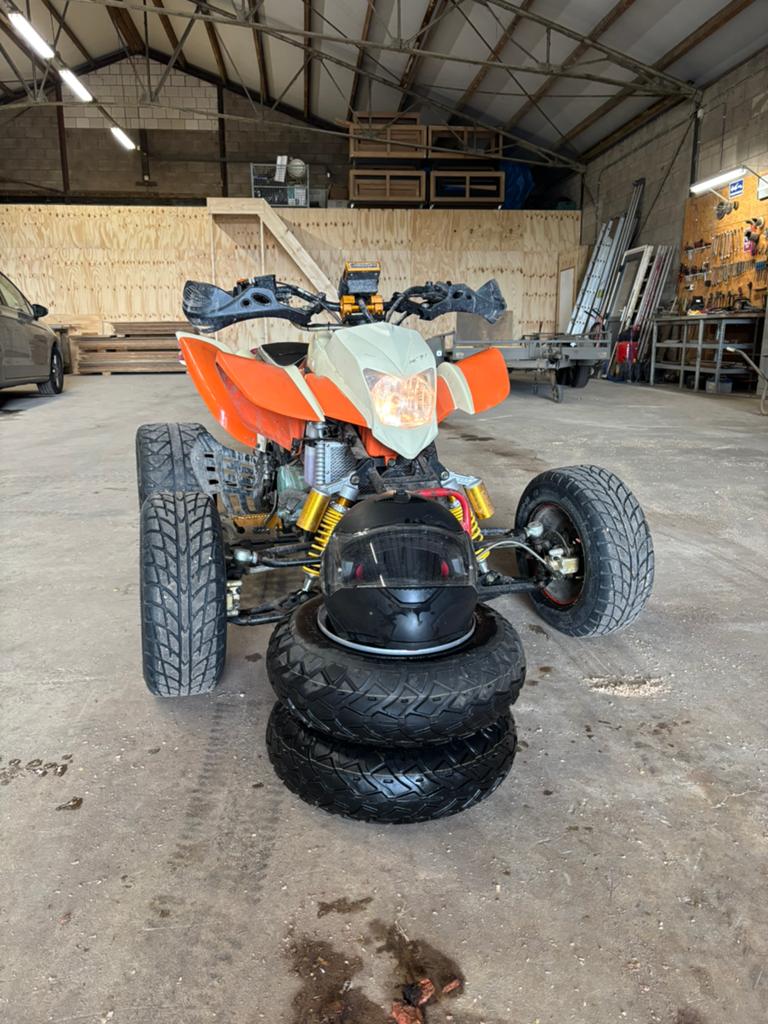Bashan 250cc qaud, 250 cc, 11 kW of minder, 1 cilinder