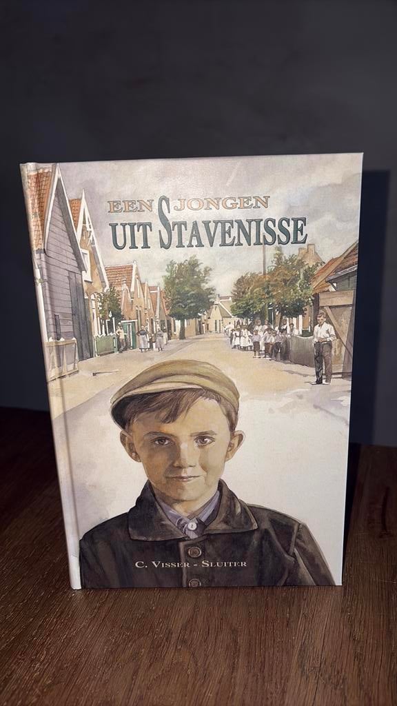 C. Visser-Sluiter - Een jongen uit Stavenisse ( L Potappel), Boeken, Ophalen of Verzenden, Zo goed als nieuw, C. Visser-Sluiter