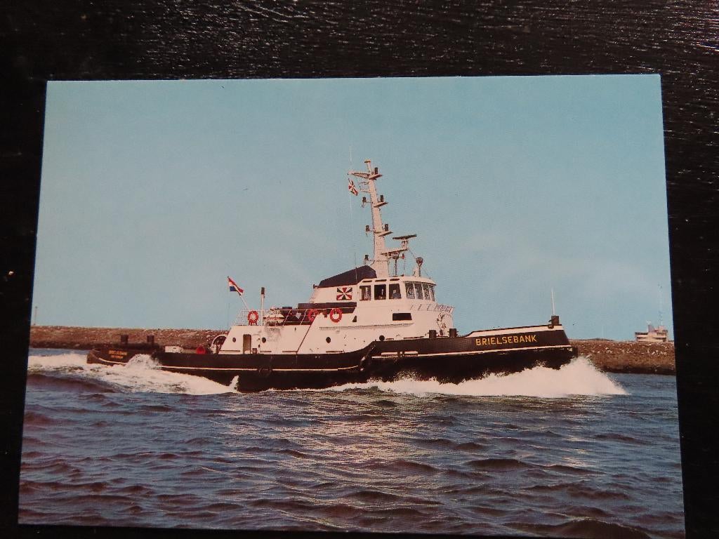 ansichtkaart sleepboot "Brielsebank", Ophalen of Verzenden, Nieuw, Motorboot, Kaart, Foto of Prent