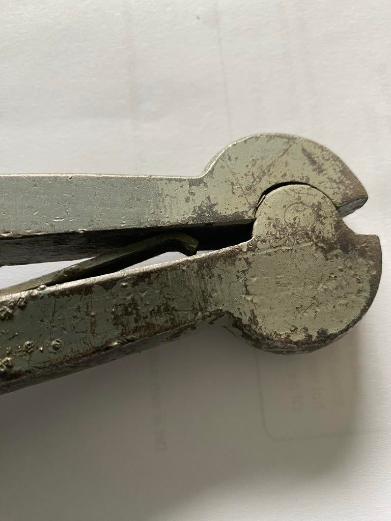 Antieke stalen handschroef is nu 18 cm voor diverse klussen, Ophalen