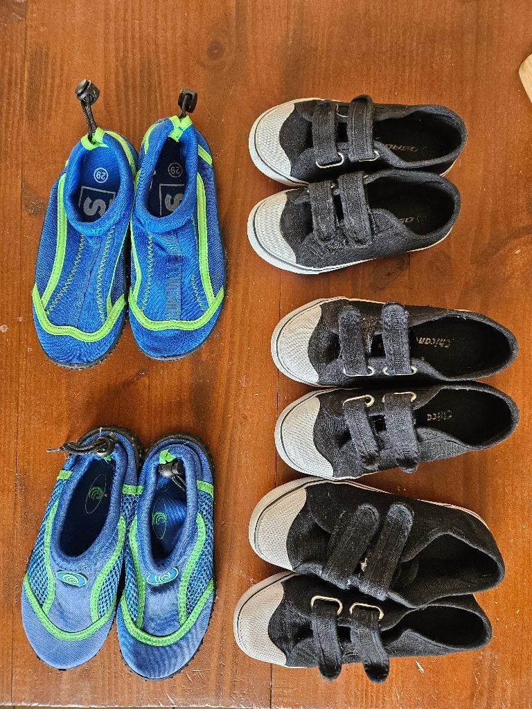 Diverse gymschoenen en zwemschoenen, Kinderen en Baby's, Kinderkleding | Schoenen en Sokken, Ophalen of Verzenden, Zo goed als nieuw