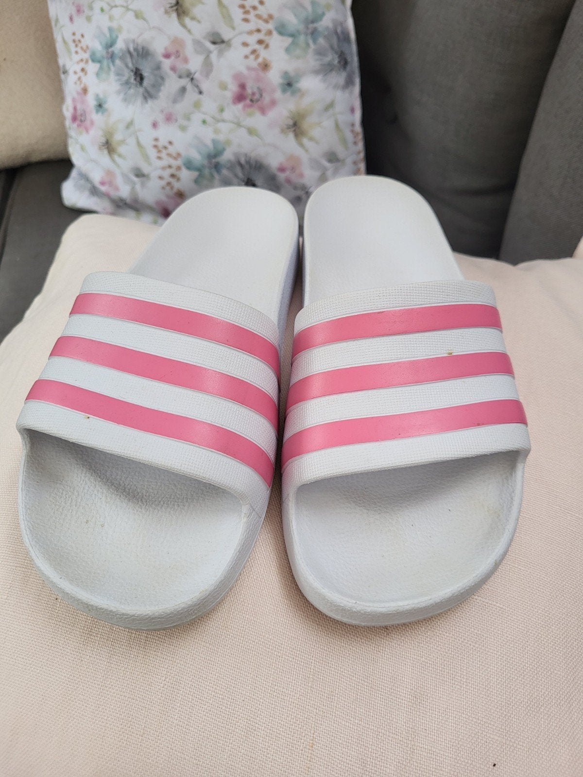 Adidas slippers wit/rosé  37, Ophalen of Verzenden, Overige maten, Wit