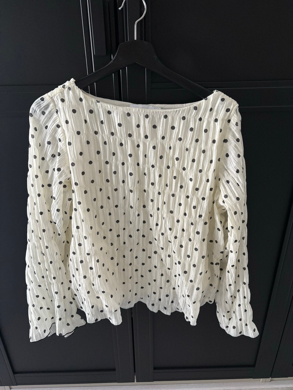 Vila witte blouse met zwarte stippen - Maat 40, Ophalen of Verzenden, Zo goed als nieuw, Maat 38/40 (M), Wit