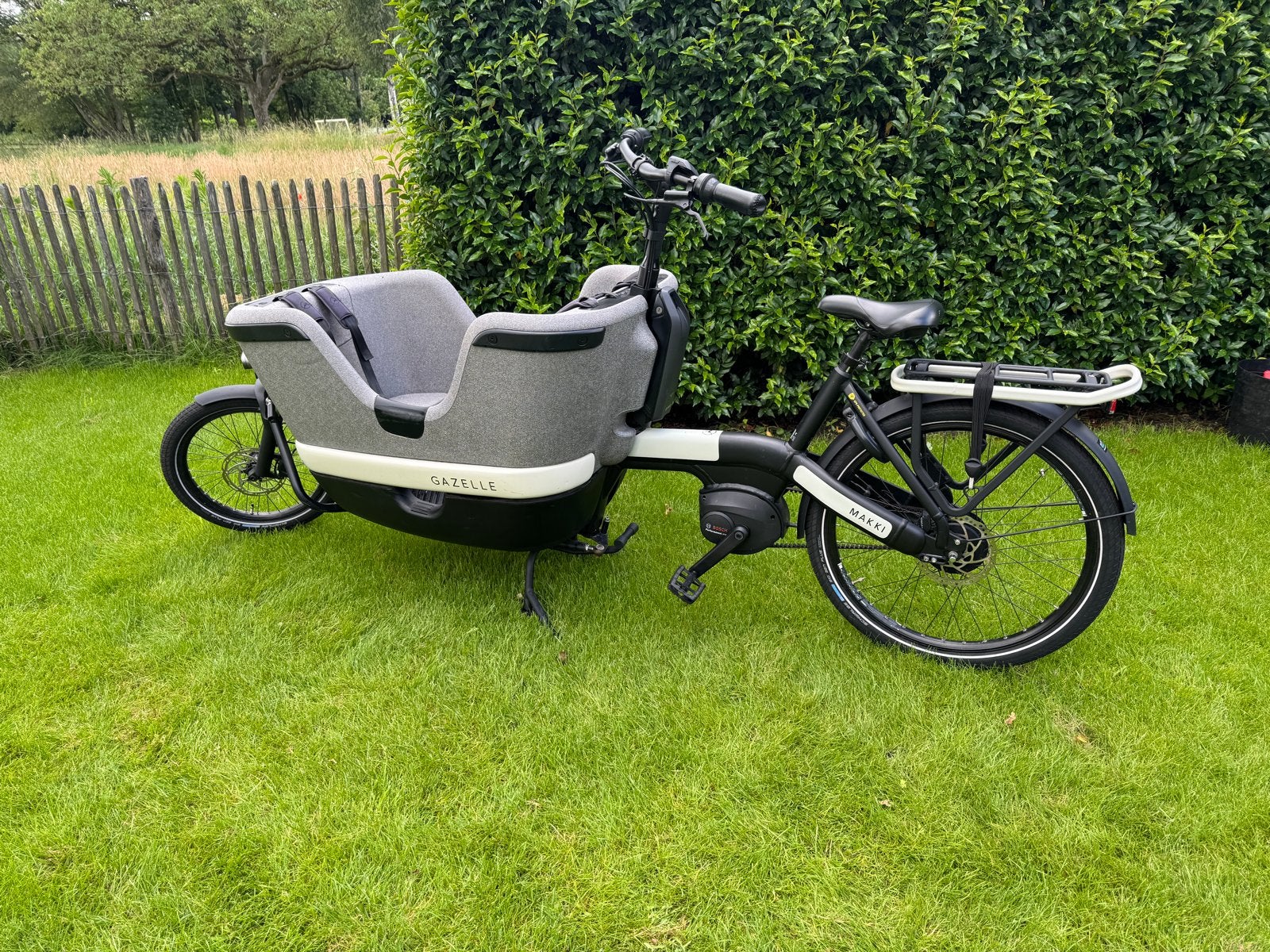Gazelle Makki Bakfiets pas 900km- Elektr., Zo goed als nieuw, Fietsen en Brommers, Ophalen, 3 kinderen, Elektrisch, Zo goed als nieuw