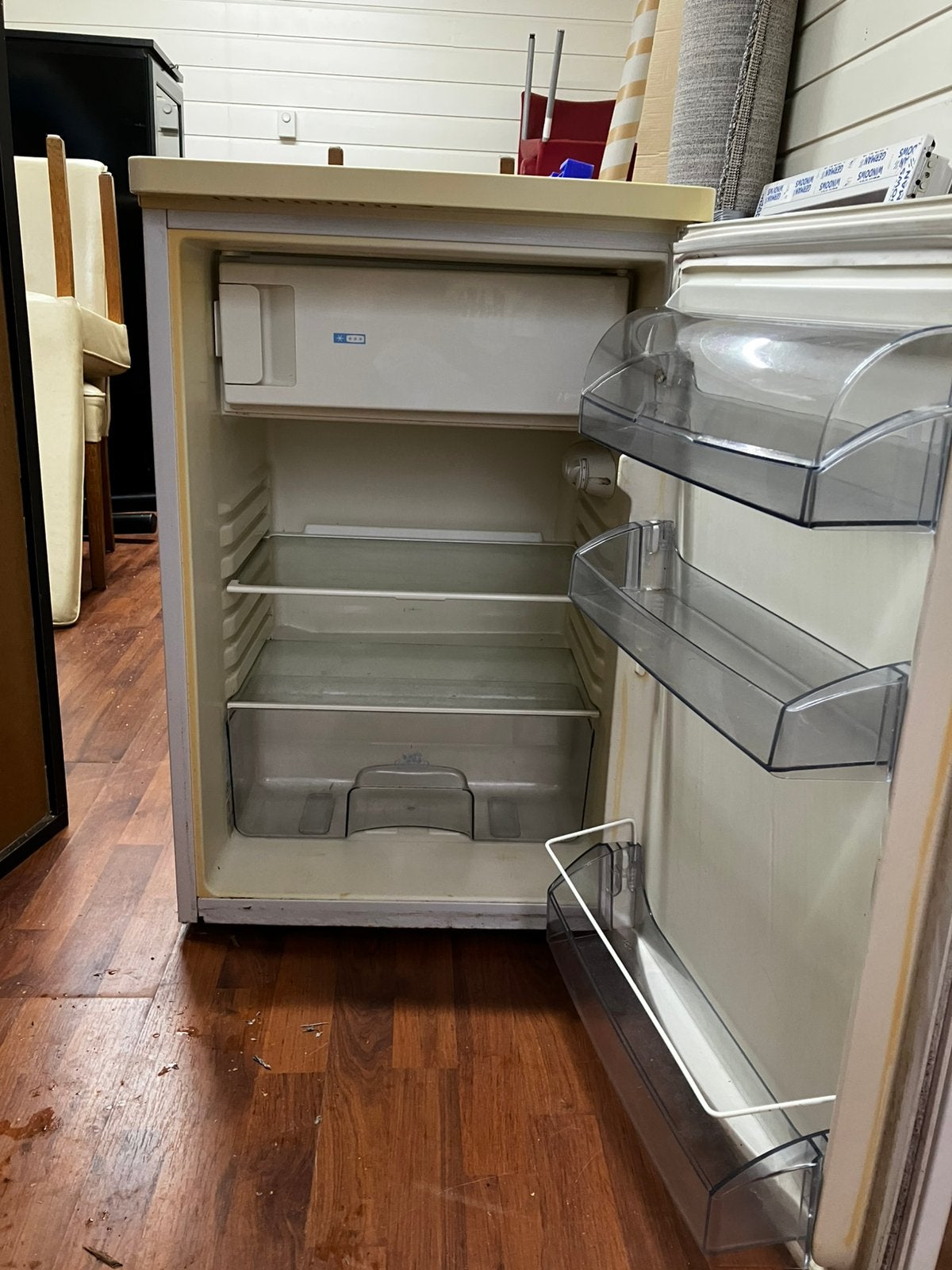 Koelkast tafelmodel exquisit, Gebruikt, 100 tot 150 liter, 45 tot 60 cm, Met vriesvak