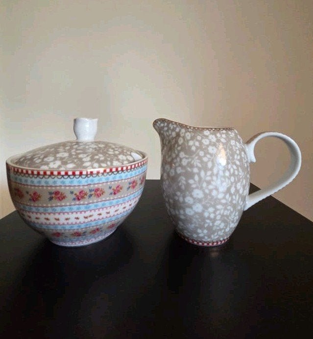 Pip Studio suikerpot en melkkannetje, Ophalen of Verzenden, Zo goed als nieuw, Overige stijlen, Porselein