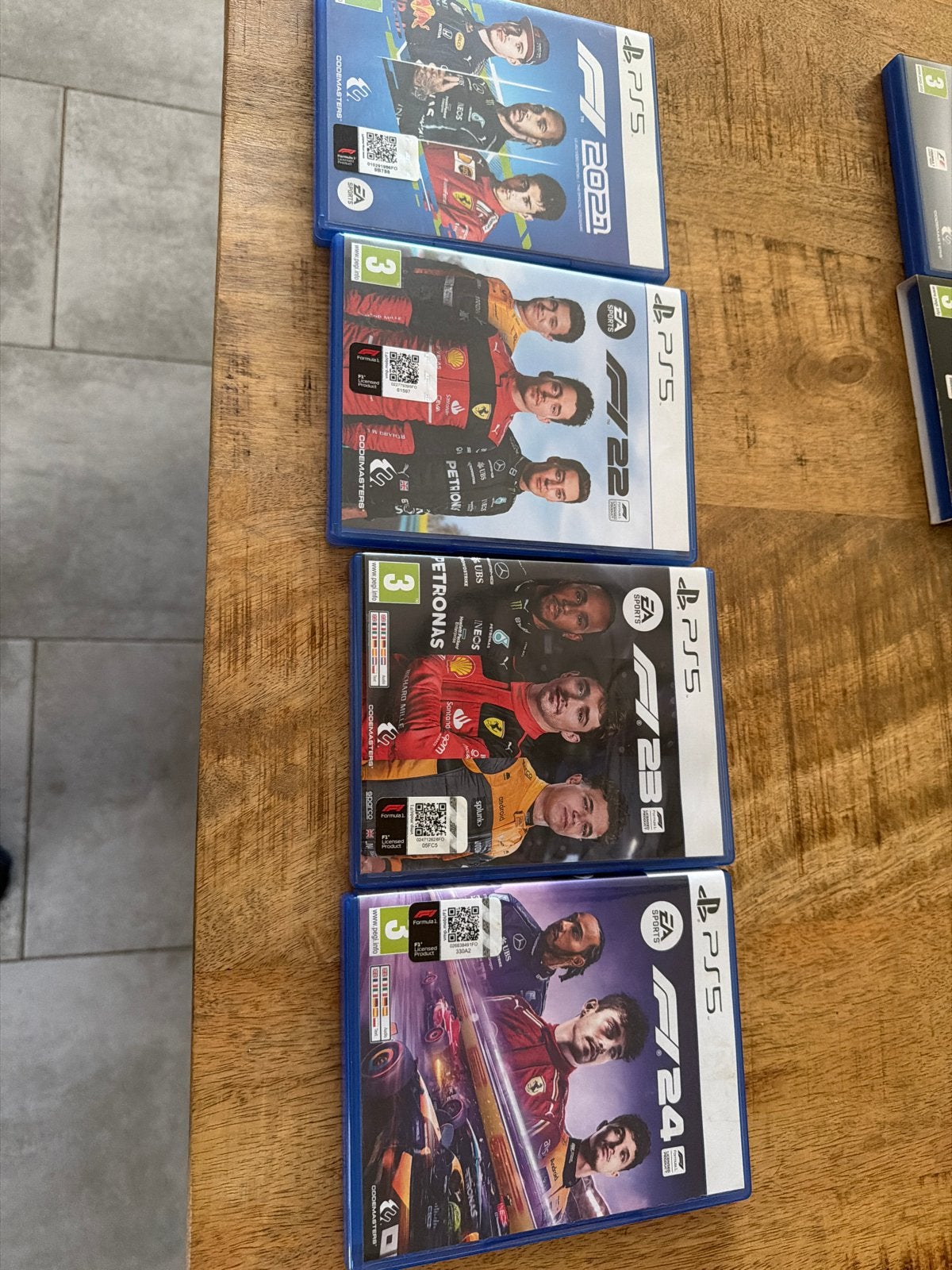 F1 2021, F1 22, F1 23, F1 24 PS5 Games - Formule 1 Collectie, Ophalen, Online, 1 speler, Racen en Vliegen