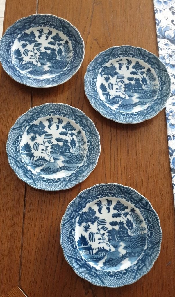 4 vintage porselein wandborden / Willow / blauw wit, Antiek en Kunst, Ophalen