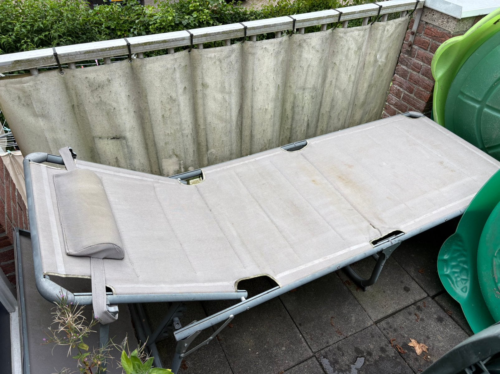 Stevige ligstoel gratis, Tuin en Terras, Ophalen, Gebruikt, Overige materialen, Verstelbaar