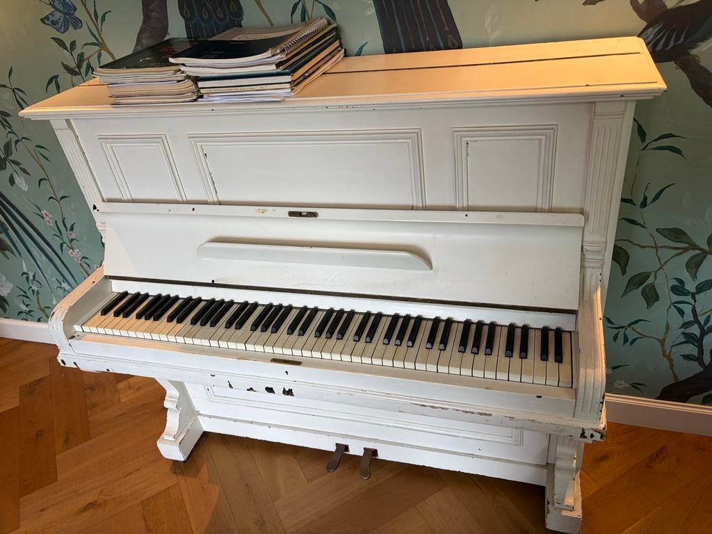 Witte piano van H. Manda & Co - Gebruikt, Ophalen, Gebruikt, Wit, Piano