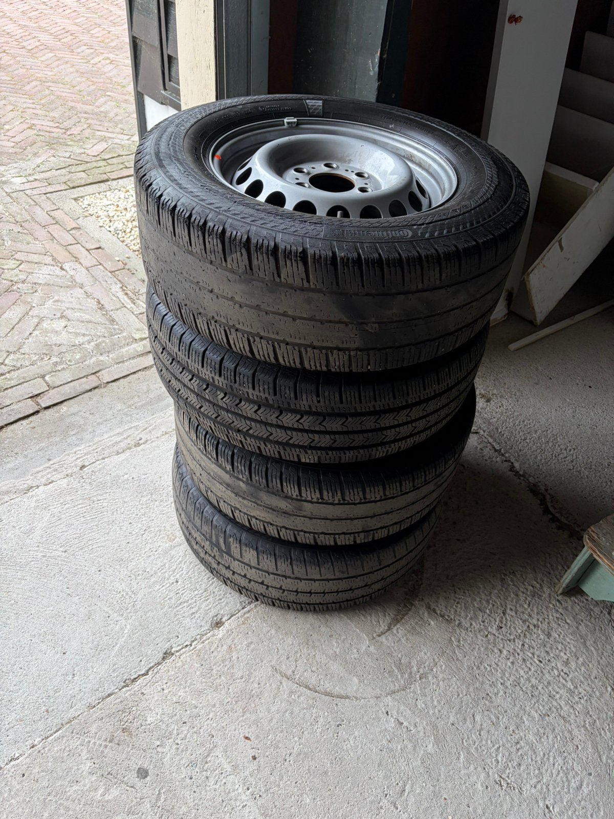 Winterbanden met velgen voor Mercedes Sprinter, 16 inch, Banden en Velgen, 235 mm, Bestelwagen
