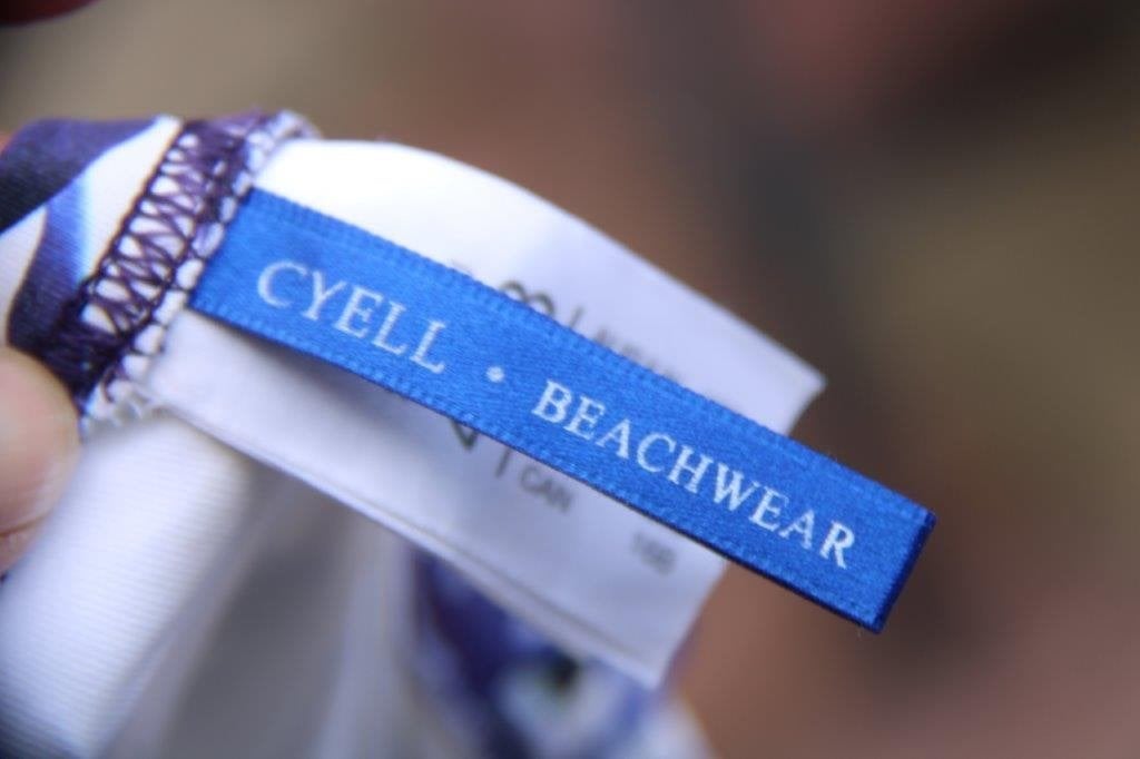 Halterbadpak blauw/ offwhite Cyell mt 44B Vaste prijs, Kleding | Dames, Badmode en Zwemkleding, Blauw, Badpak, Ophalen of Verzenden