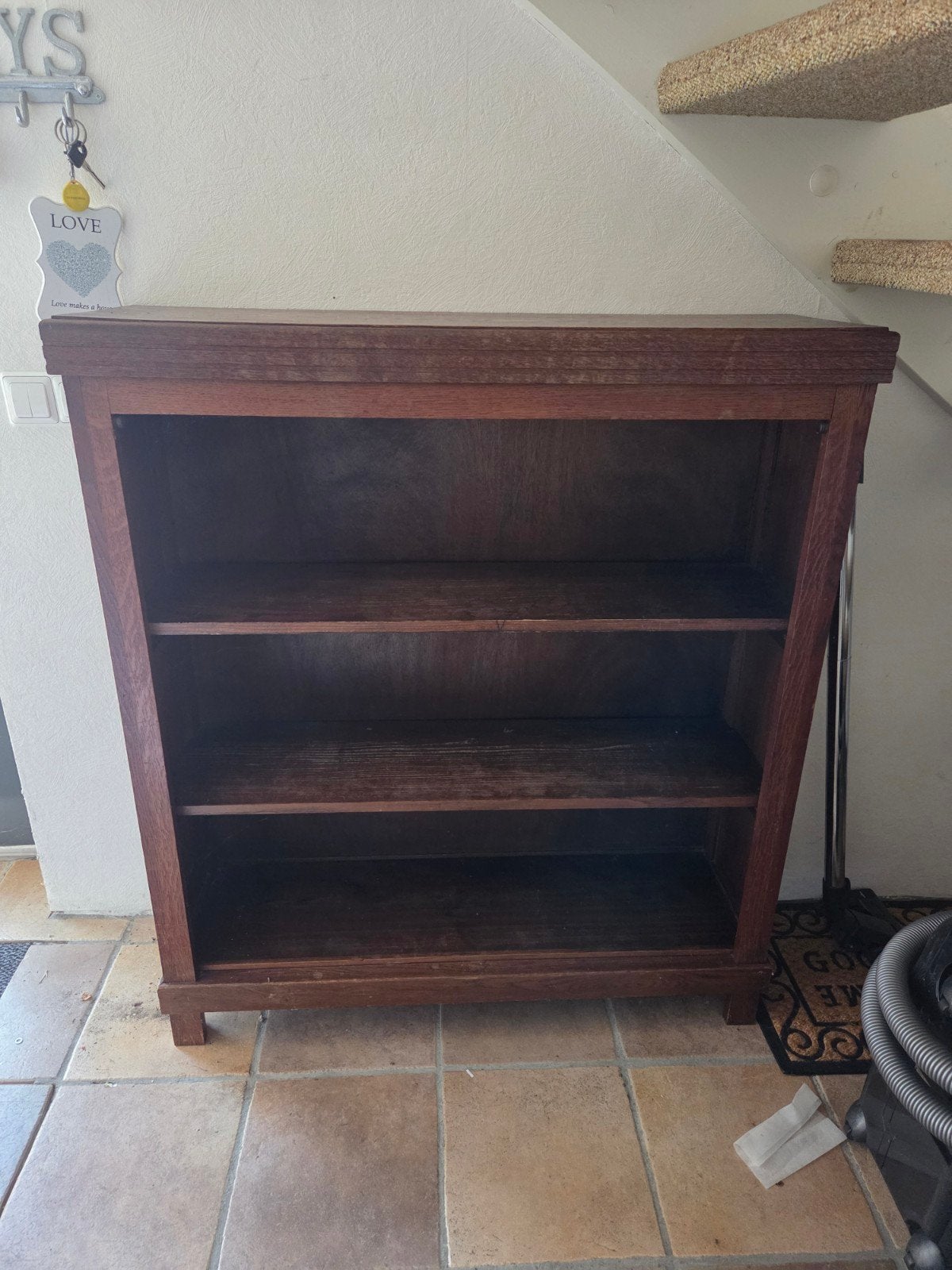 Stevige houten kast, Ophalen, 25 tot 50 cm, 100 tot 150 cm