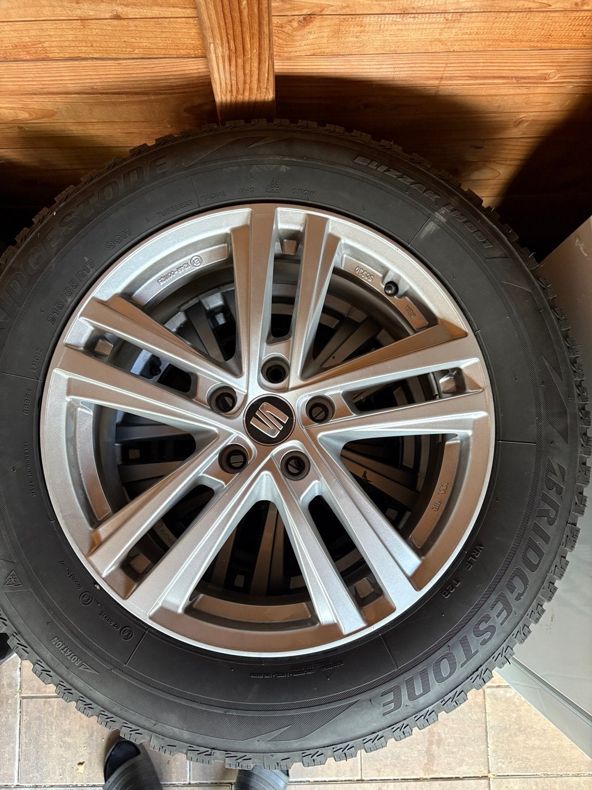 Bridgestone Blizzak winterbanden met velgen - 215/65R17, Auto-onderdelen, Ophalen, Banden en Velgen, 17 inch, Winterbanden