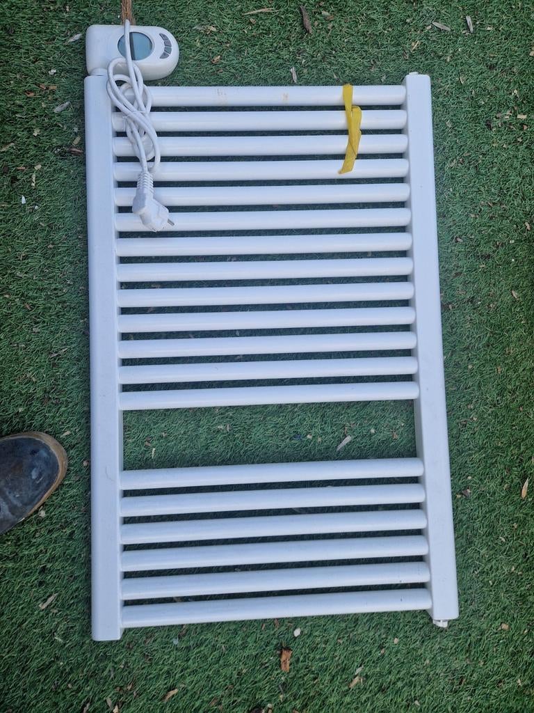 Elektrische handdoek radiator, Ophalen, Gebruikt, Radiator, Minder dan 60 cm