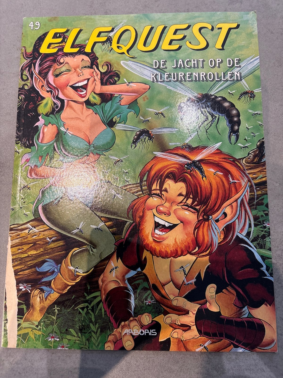 Elfquest - De jacht op de kleurenrollen, Eén stripboek, Ophalen of Verzenden, Gelezen