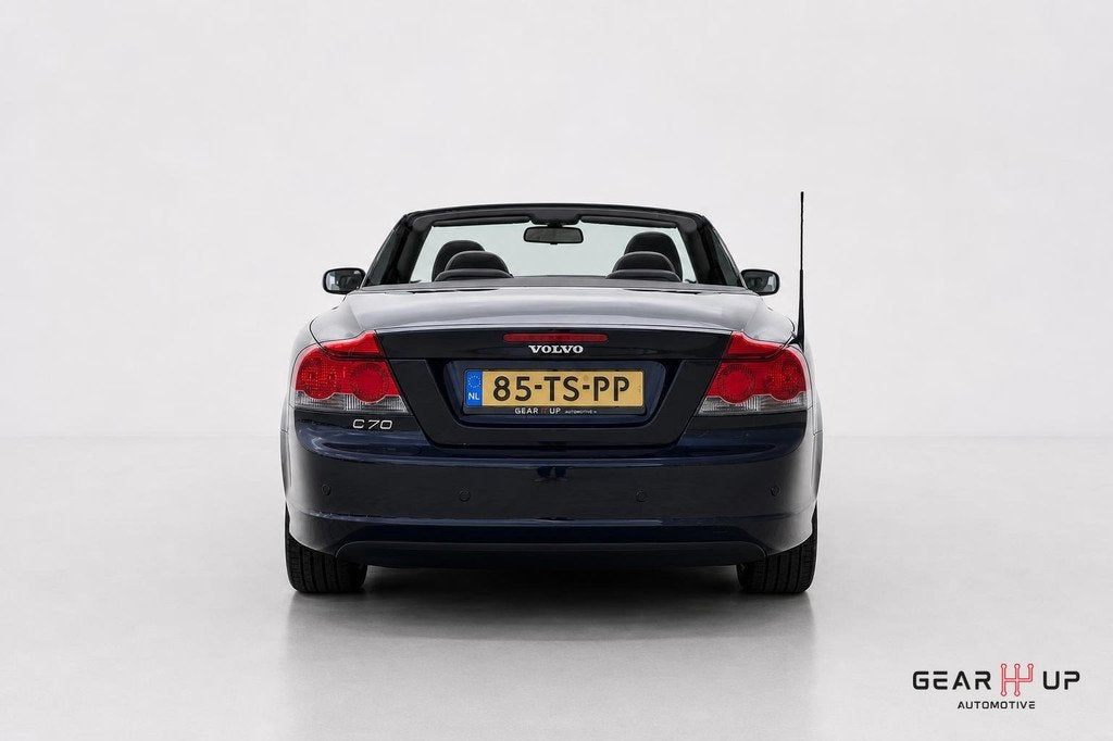 Volvo C70 Convertible 2.4i Momentum CLIMA|LEER|CRUISE|NAP|, Voorwielaandrijving, C70, Gebruikt, Cabriolet