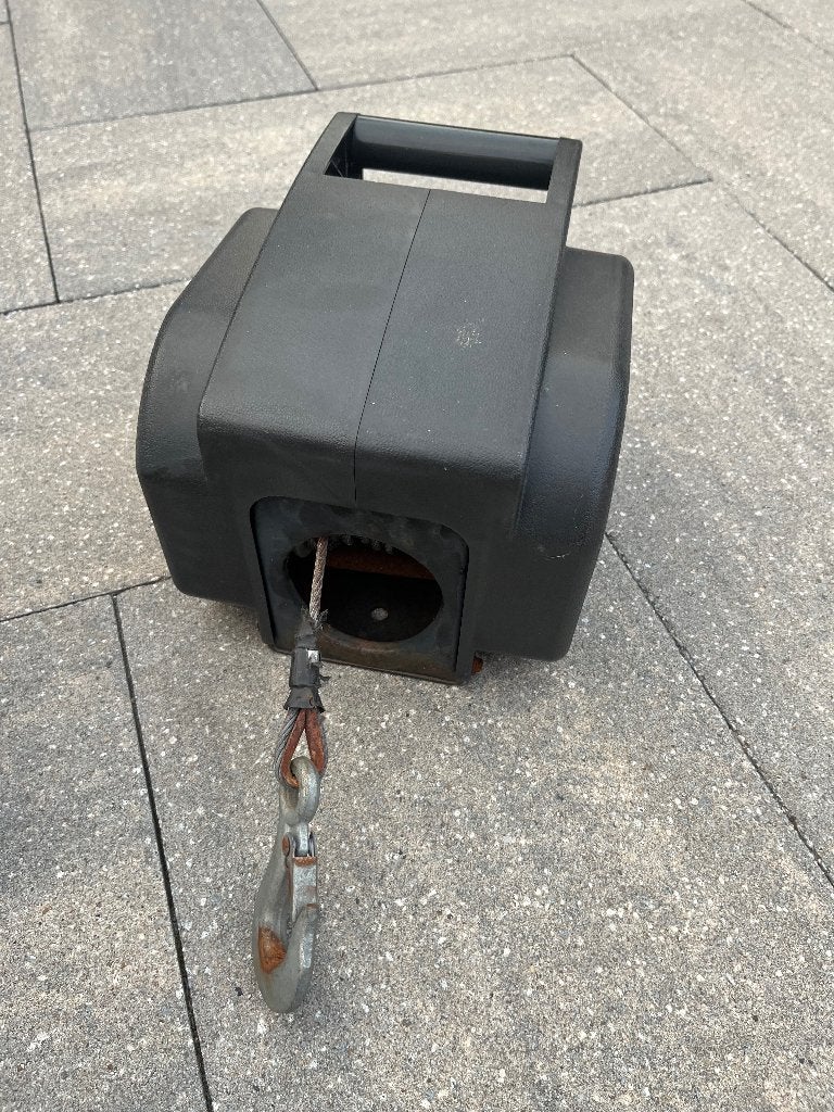 Elektrische boot lier, Ophalen, Zo goed als nieuw, Overige typen