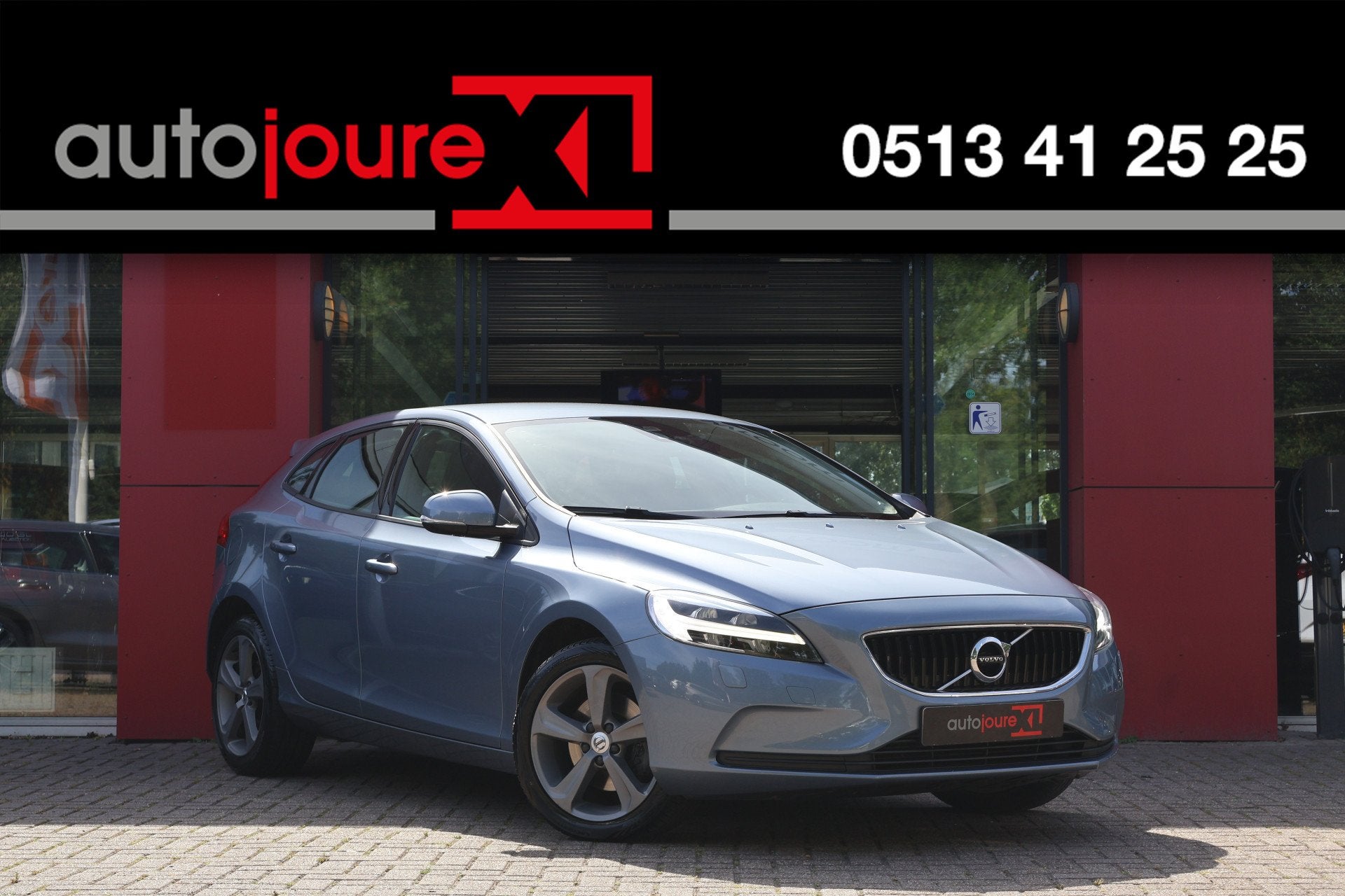 Volvo V40 2.0 T3 153pk Nordic+ | Origineel NL | Trekhaak | R, Voorwielaandrijving, Stof, Gebruikt, 4 cilinders