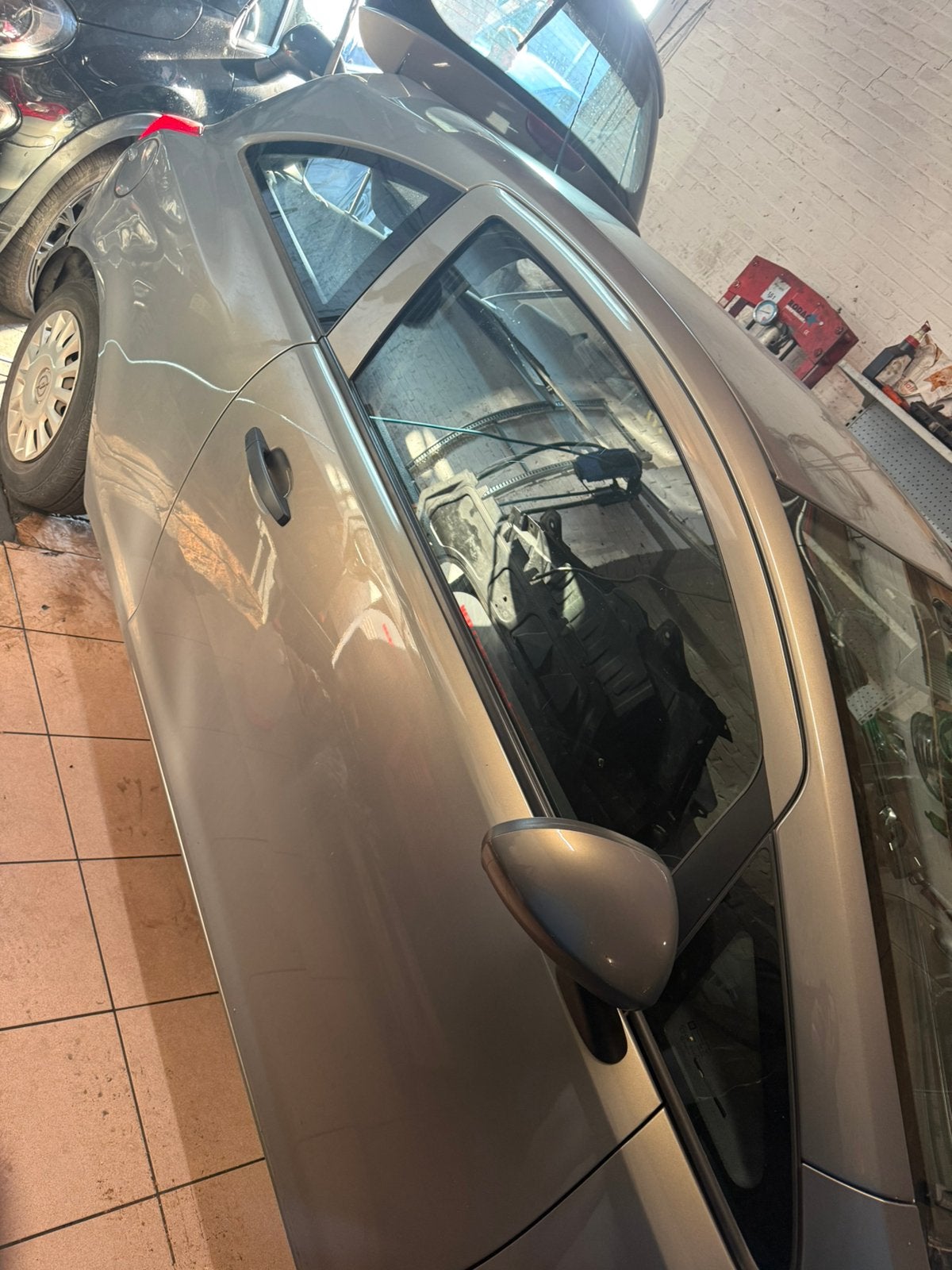 Foto 12 van Opel corsa 2011