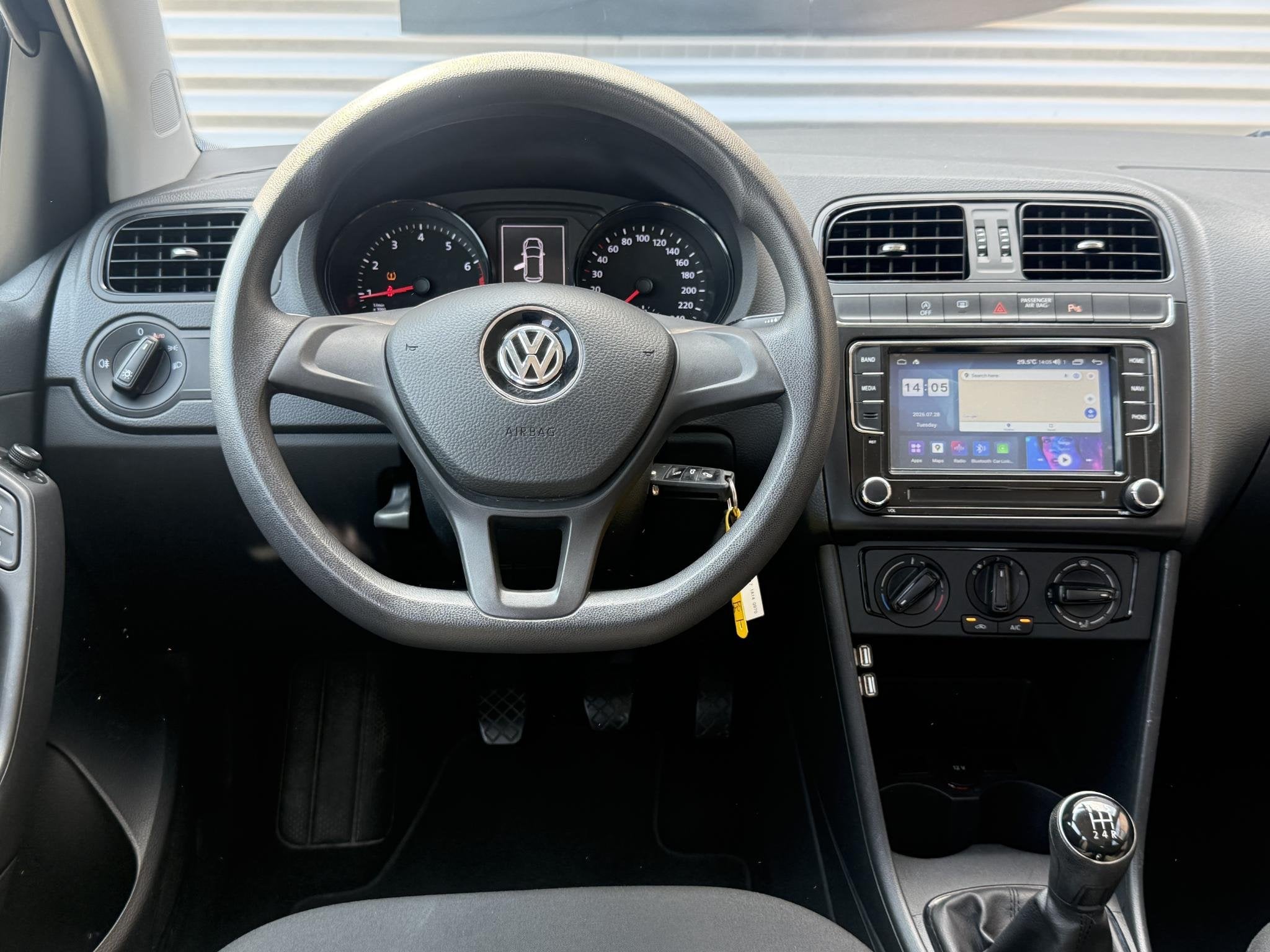 Volkswagen Polo 1.0 Comfortline Business R 1e Eigenaar|Navi|, Stof, Blauw, Bedrijf, Handgeschakeld