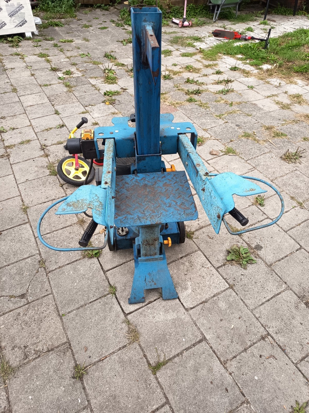 houtklover, Tuin en Terras, Ophalen, Gebruikt, Staand, Cmd