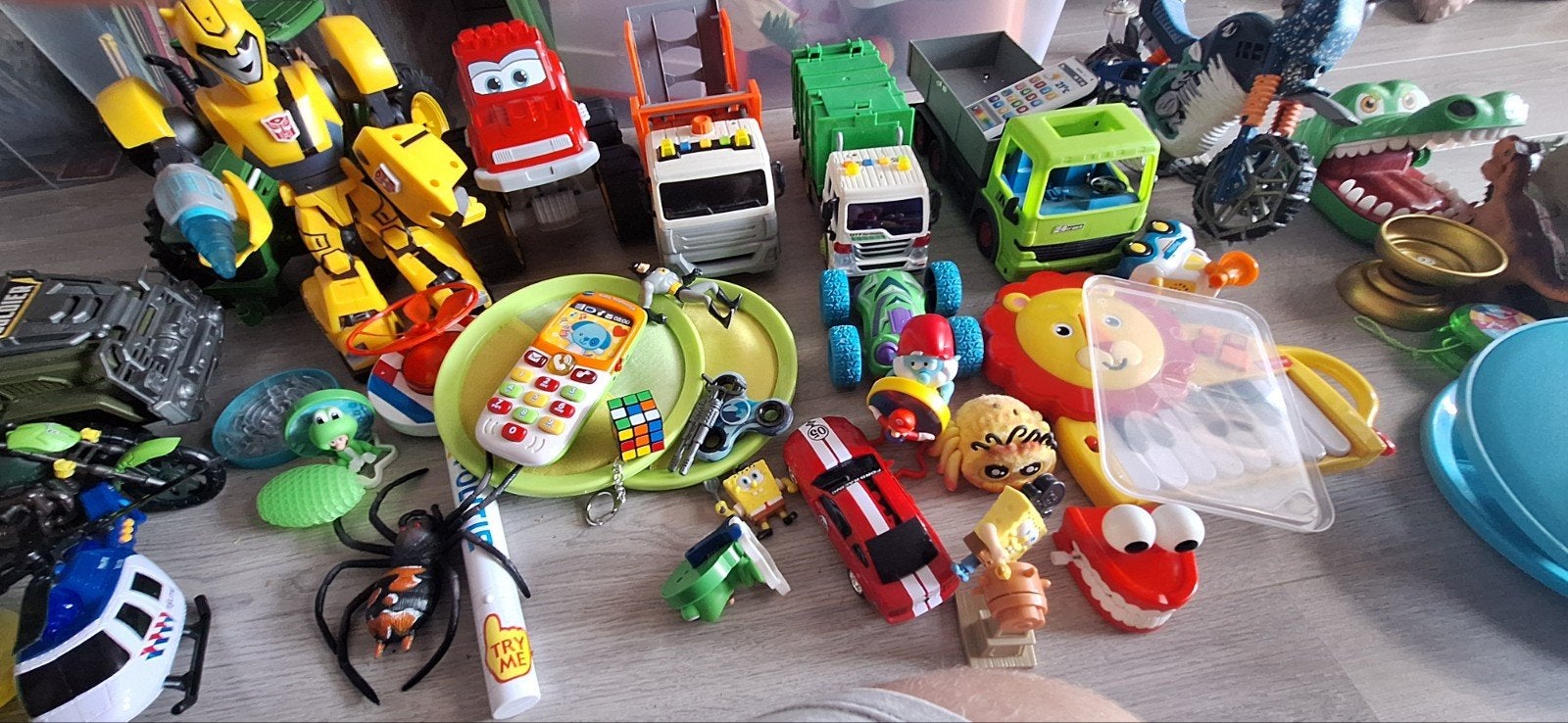 Grote partij speelgoed: auto's, robots, figuren en meer, Kinderen en Baby's, Speelgoed | Speelgoedvoertuigen, Ophalen of Verzenden