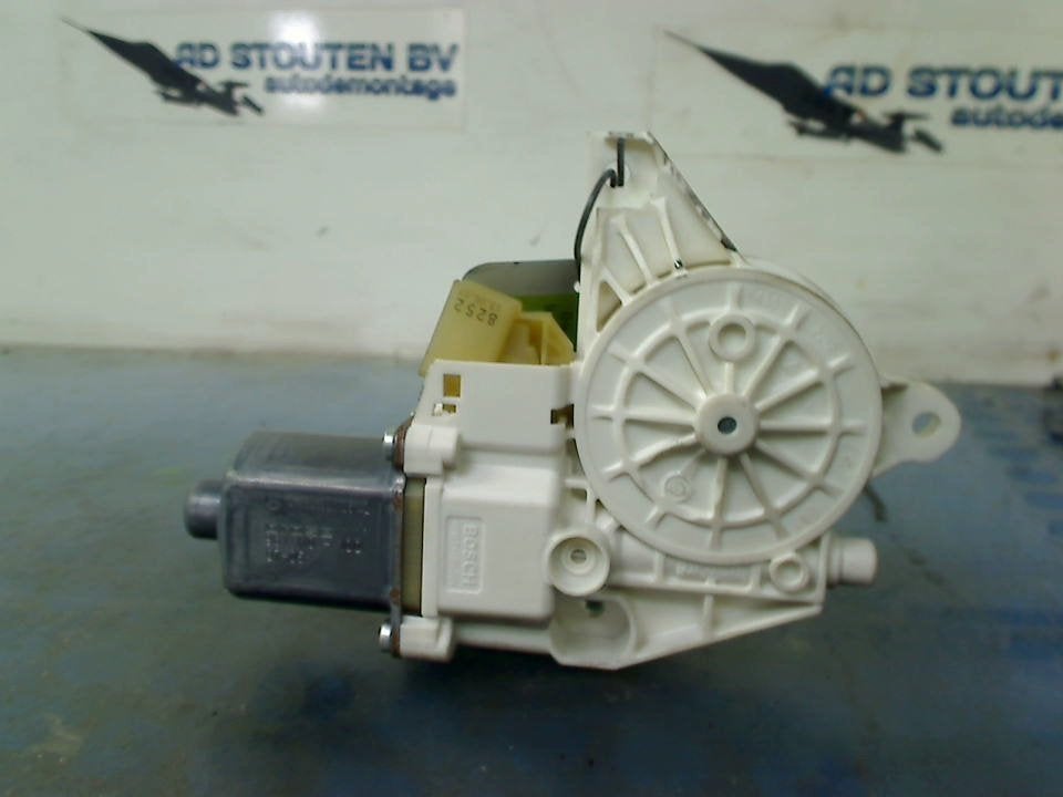Motor Raammechaniek Rechts Achter C (W204) 2007, Gebruikt, Mercedes-Benz AG, Mercedes-Benz, Mercedesstraße 120, Stuttgart 70372, , Duitsland