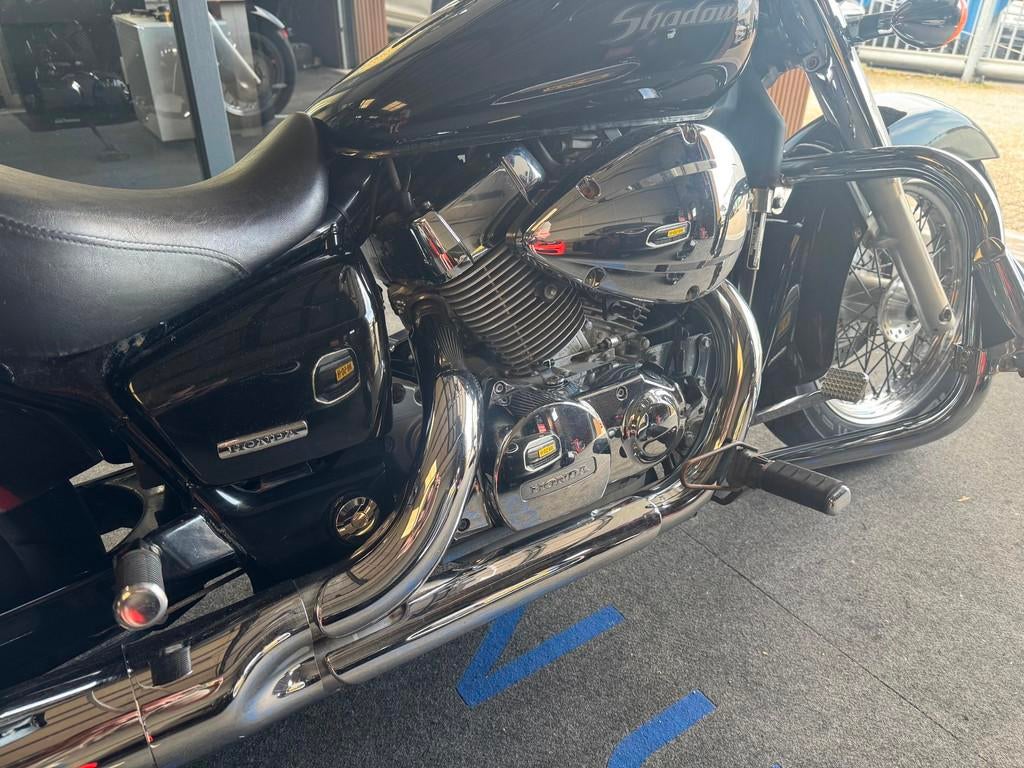 Honda Chopper VT 750C Shadow ACE Cardan Windscherm Voetsteun, 745 cc, Chopper, Bedrijf, Edisonstraat 25
3861NE  NIJKERK, NL