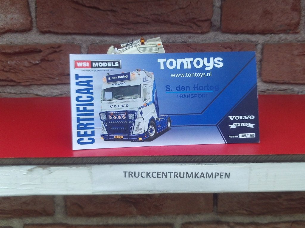 WSI  Volvo  FH5  Globetrotter  van  H. den  Hartog., Hobby en Vrije tijd, Modelauto's | 1:50, Ophalen of Verzenden, Nieuw, Bus of Vrachtwagen