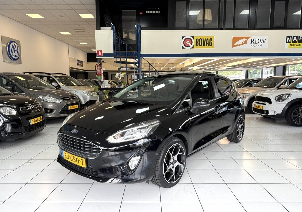 Ford Fiesta 1.0 EcoB. Titanium Bovag Garantie Panoramadak, Auto's, Euro 6, Origineel Nederlands, Bedrijf, Handgeschakeld