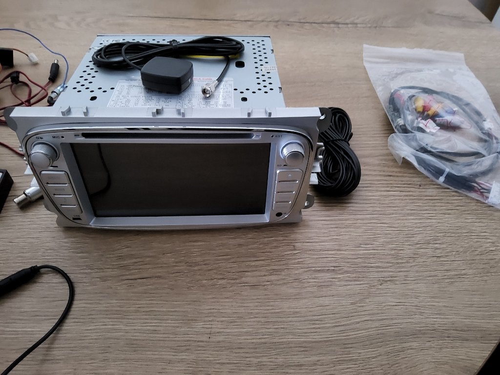 Ford Focus Android auto/Apple play radio met CD ! zgan, Auto diversen, Autoradio's, Ophalen of Verzenden, Zo goed als nieuw