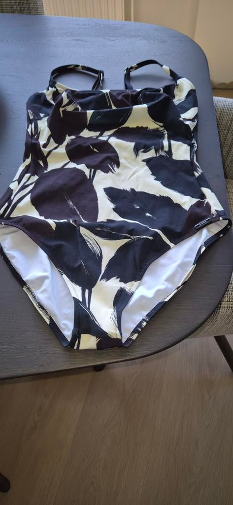 Badpak maat 40 cup D, Kleding | Dames, Zwart, Badpak, Ophalen of Verzenden, Zo goed als nieuw