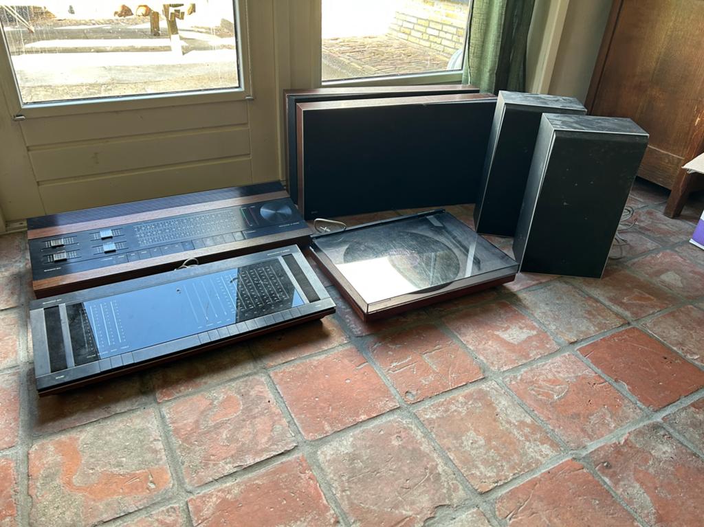 Partij BANG & OLUFSEN apparatuur, Ophalen, Onbekend, Zo goed als nieuw, Bang & Olufsen