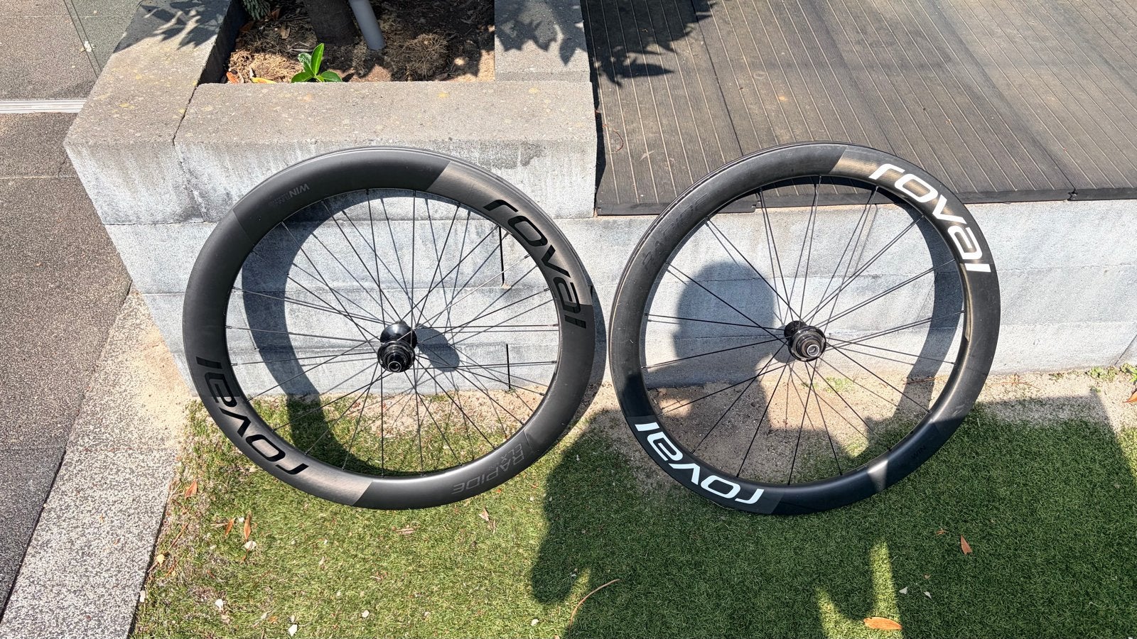 Roval Rapide CLX Wielset met SRAM XDR body en witte decals, Fietsen en Brommers, Fietsonderdelen, Gebruikt, Racefiets, Carbon